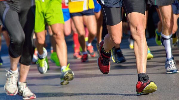 Pourquoi parle-t-on de semi-marathon et non pas de demi-marathon ?